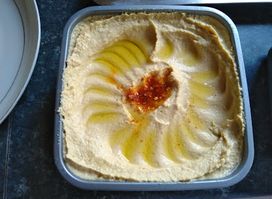 Lebanese Woman Food