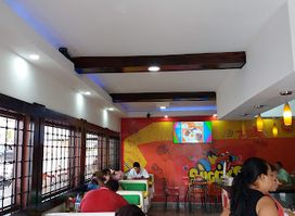Restaurante Buggys • Gracias