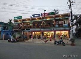 Bayleaf Restaurant sauraha