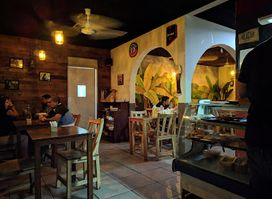 Rustico Burgers - Bolengo Plaza