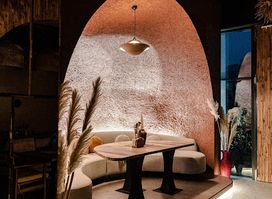 Alula House