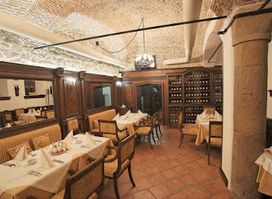 Han Hadji Nikoli Restaurant