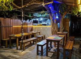 Jolly Mango Family Restaurant