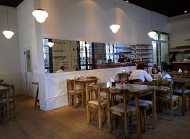 Urquiza Bodegón