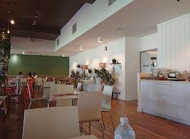 Curve Restaurant and Bar