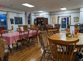 Halfway Market and Diner