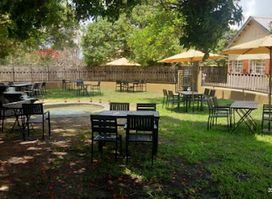 Zed Style Bar & Grill