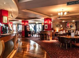 Tafarn Y Porth - JD Wetherspoon