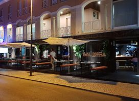 Salmora - Live Kitchen & Bar