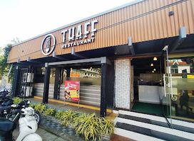 Thaff Hotel And Restaurant
