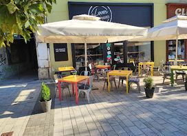 A LEVES és BORSOD BURGER