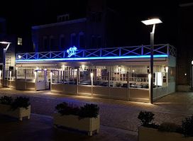 Au Bistro