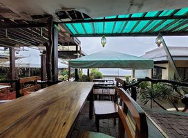 Leslie's Restaurant