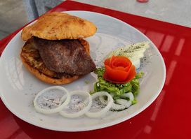 Fast Food "Gušti"
