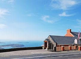 Scarriff Inn