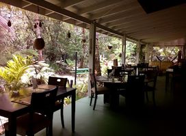 Riverside Café