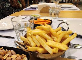 Lor - Lebanese Bistro