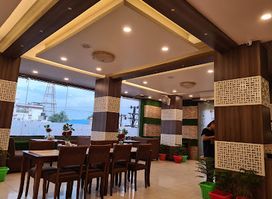 The Tables Restaurant Kantifactory