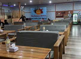 The Burger House and Crunchy Fried Chicken, Itahari