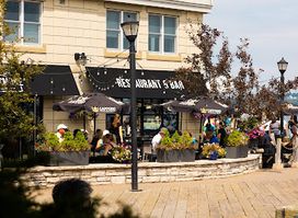 Sea Smoke Restaurant & Bar