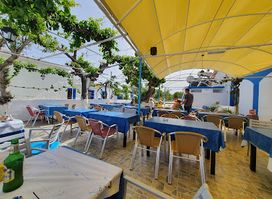 Mouria Restaurant - Maria