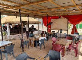 Chez la Mera
