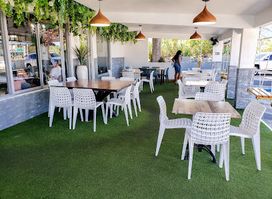 Pancake Bistro Café