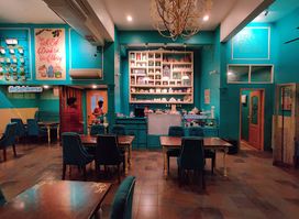 Sixth Avenue Cafe