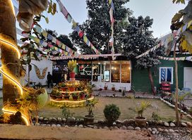 Kaushik Garden Restaurant