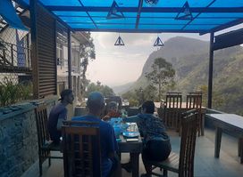 Floating view restaurant ella