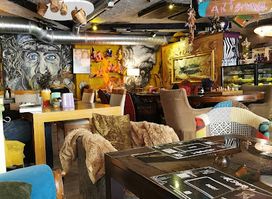 Galata Art Smyrna Restaurant Cafe