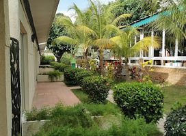 Executive Villas