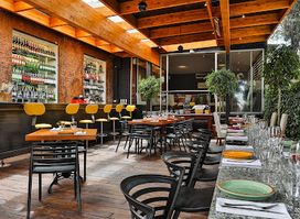 La Gloria Restaurante