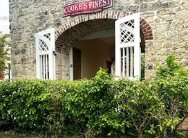 Cooke's Finest Cafe Lanterns Mall