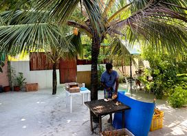 Seli Poeli Cafe' & Restuarant