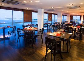 Salt Café & Restaurant