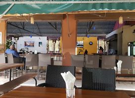 Golden Spot Bar & Restaurant