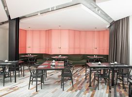Median Restaurant