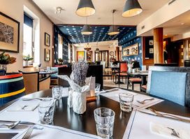 Macok Bistro