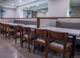 Sanyog Veg Restaurant
