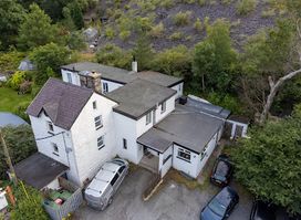 Gallt Y Glyn Hostel - Pizza a Peint