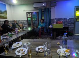 Mauri Restaurant & Bar