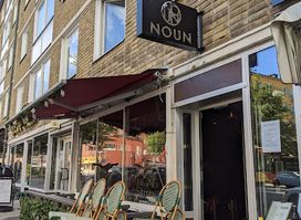 Noun / Nora