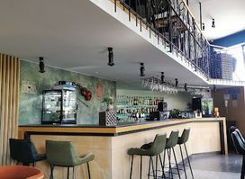 Forest Lounge Bar