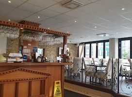 GREKISKA grill & bar