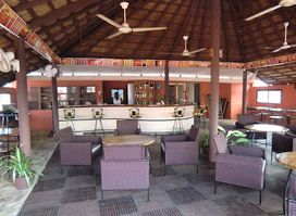 La Casa Bar Restaurant