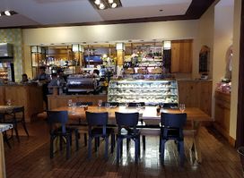 Pierrot Gourmet at The Peninsula