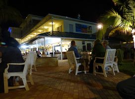 Dive-In Bar & Grill