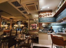 La Cave