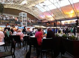 Metropolitan Bar and Restaurant